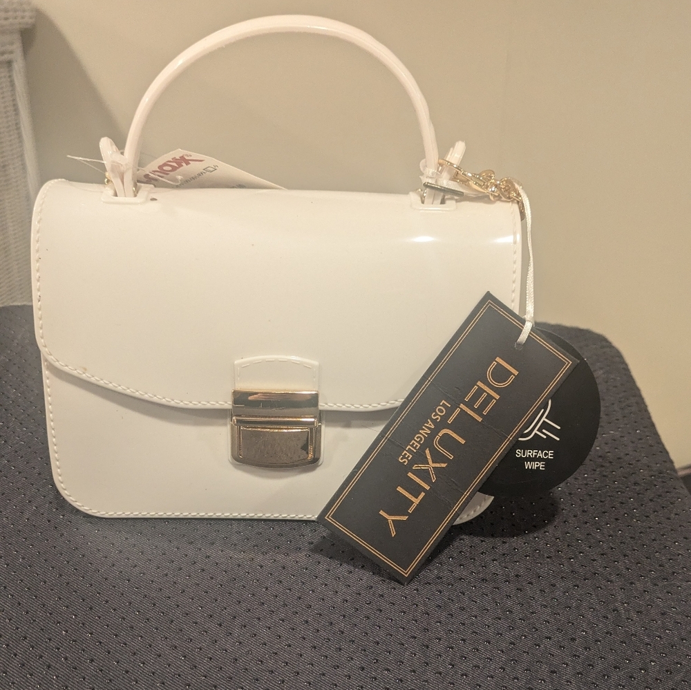 Deluxity Los Angeles White Handbag with Gold Chain